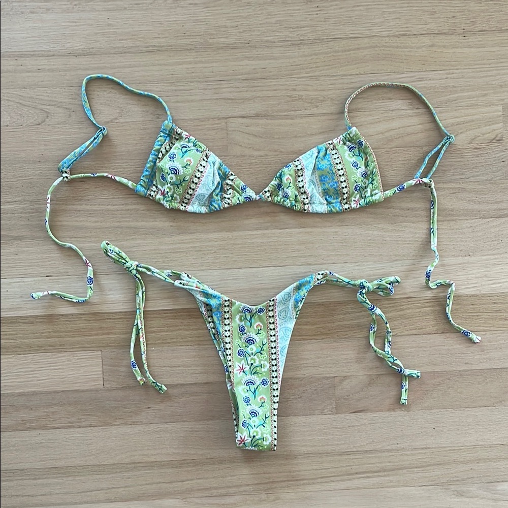 Pattern bikini